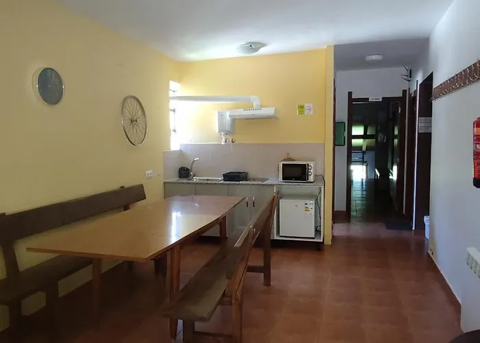 O Solpor Fillobal Hostel Vilar (Lugo)